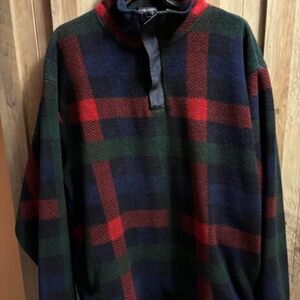 Van Heusen Fleece Sweatshirt Plaid Multi-Color Fleece Quarter Zip Pullover Made